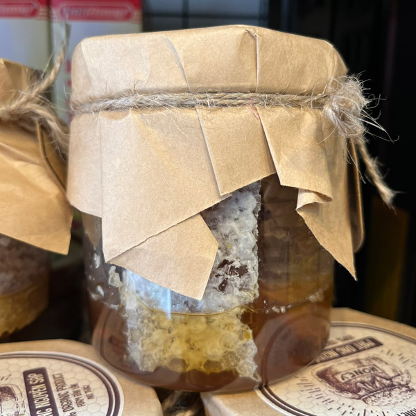 mật ong bánh tổ