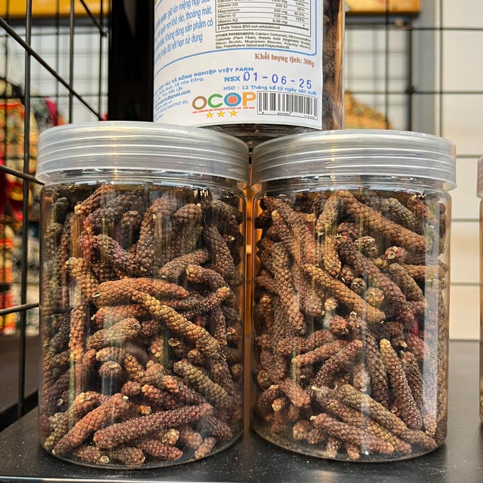 Tiêu lốt rừng  — Thơm vị thuốc, đỏ đẹp, ít cay